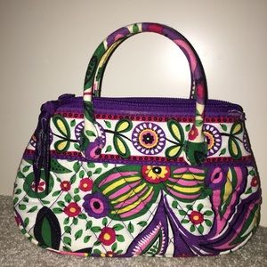 Adorable Vera Bradley Change purse